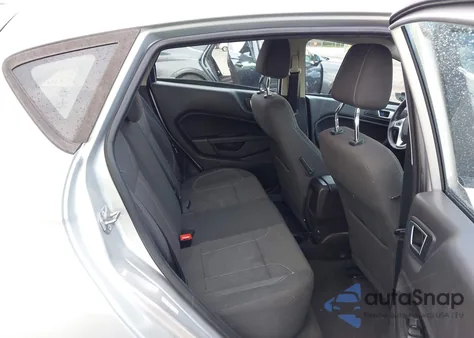 2016 Ford Fiesta Se z USA, uszkodzony, nr VIN 3FADP4EJ1GM163369